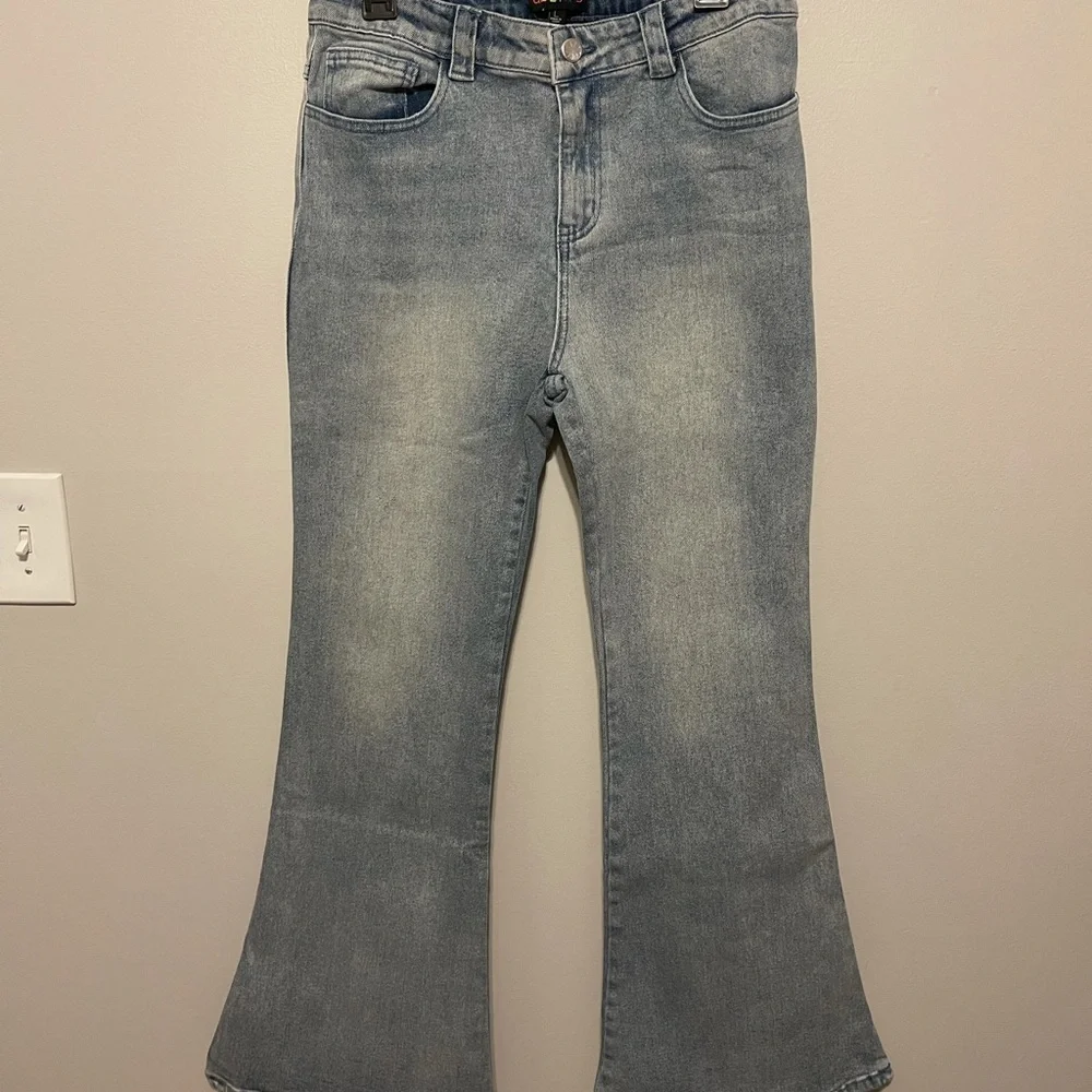 Delia’s by Dolls Kill Flare Jeans - Picture 3 of 6